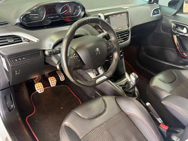 Peugeot 208 1.2 PureTech GT-line | Camera | Navigatie | Goed onderhouden.