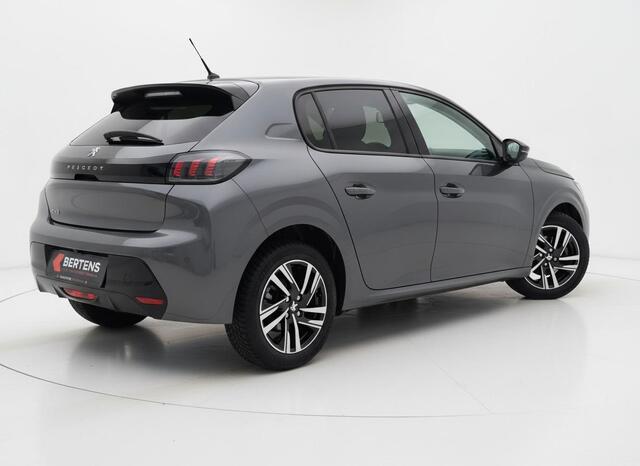 Peugeot 208 1.2 PureTech Allure | 100pk! | Rijklaar geleverd incl onderhoudsbeurt en 12 maanden BOVAG garantie! |