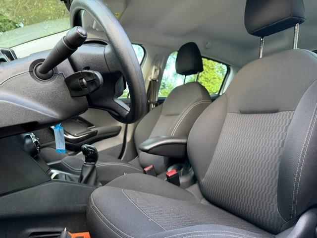 Peugeot 208 1.2 PureTech Blue Lion Trekhaak/Acarplay/Navi/APK