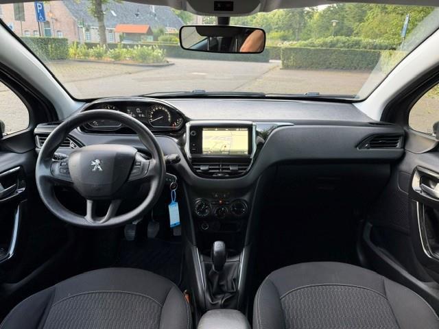 Peugeot 208 1.2 PureTech Blue Lion Trekhaak/Acarplay/Navi/APK