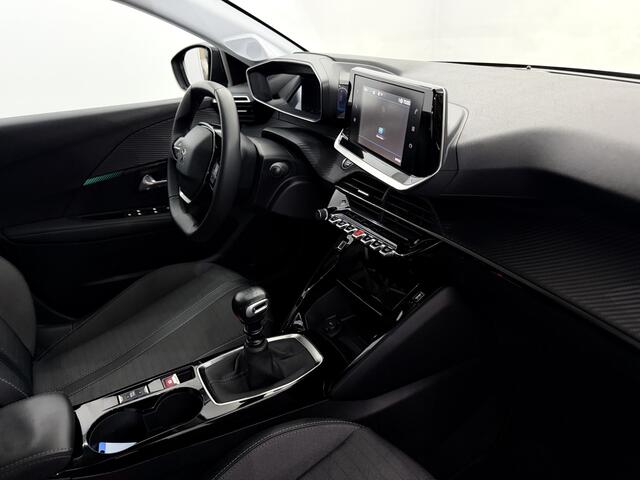 Peugeot 208 1.2 PureTech Allure Pack Camera, Navi, Virtual desk, Keyless start, Rijstrook correctie, Stoelverwarming, Cruise control, Apple carplay