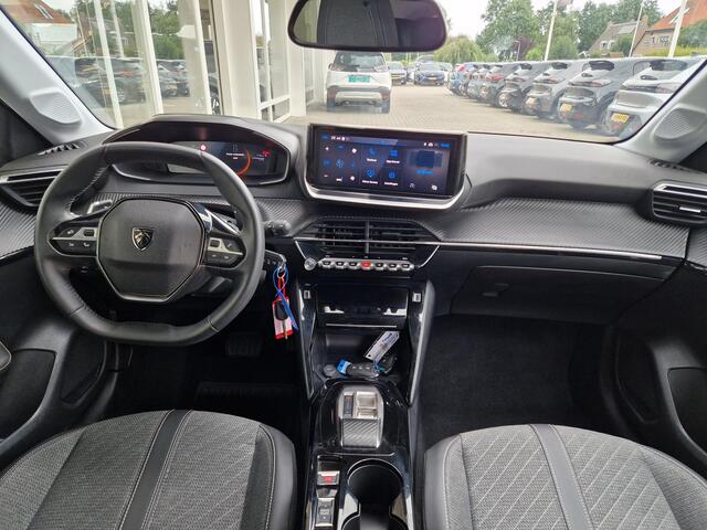 Peugeot 208 1.2 Hybrid 100 e-DCS6 Allure | Climate & Cruise Control | AppleCarplay/Android Auto | Parkeersensoren | LMV |