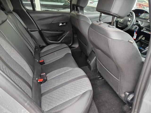 Peugeot 208 1.2 Hybrid 100 e-DCS6 Allure | Climate & Cruise Control | AppleCarplay/Android Auto | Parkeersensoren | LMV |