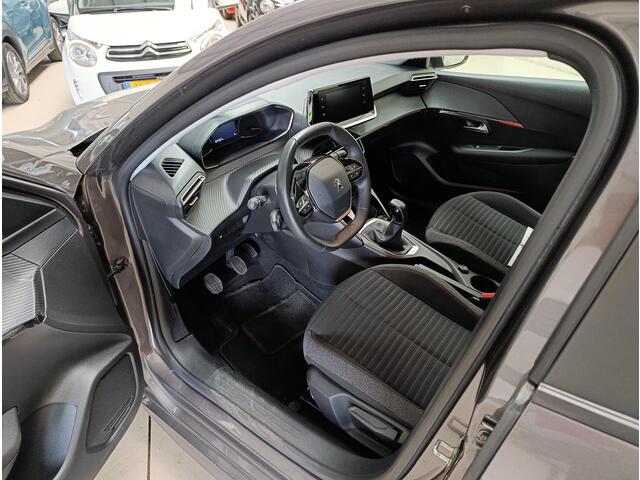 Peugeot 208 1.2 PureTech Active Airco | Navigatie | Elektrische ramen | Centrale vergendeling op afstand