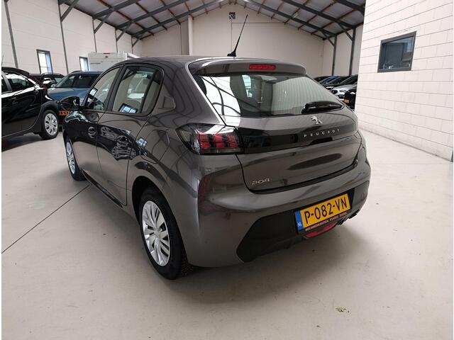 Peugeot 208 1.2 PureTech Active Airco | Navigatie | Elektrische ramen | Centrale vergendeling op afstand