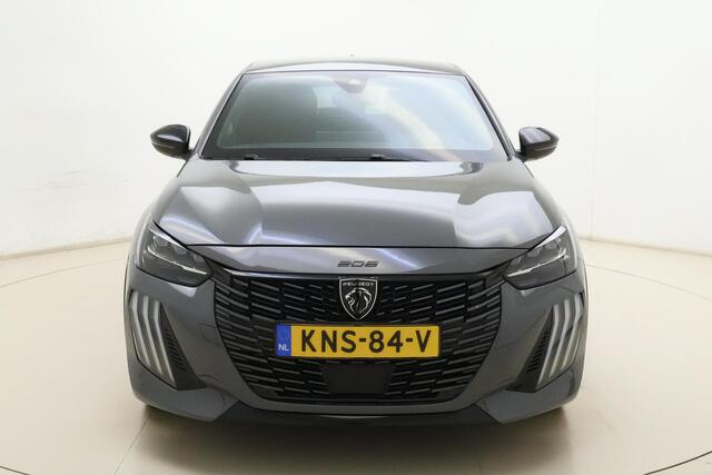Peugeot 208 1.2 Hybrid 145 e-DCS6 GT | Stoelverwarming | Cruise control | Apple carplay/Android auto | Elek. verstelbare stoelen | Achteruitrijcamera | Kunstlederen/Alcantara bekleding | Massagefunctie | Stuurbediening