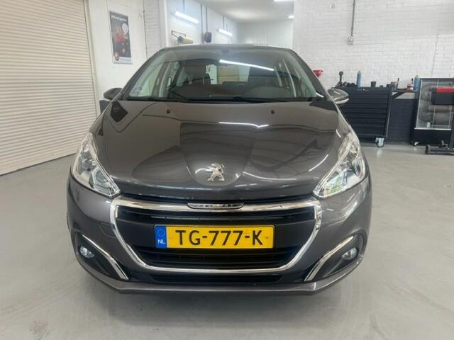 Peugeot 208 1.2 PURET. BLUE LION, Airco, Media systeem, PDC, Trekhaak