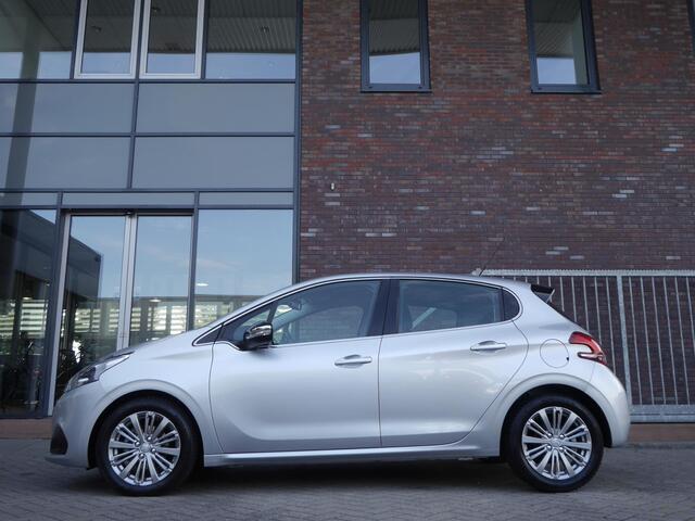 Peugeot 208 1.2 PureTech Allure 110 PK | Automaat | Climate Control | Navigatie | Cruise Control | Licht Metalen Velgen | Apple carplay/Android auto | AUX | USB | Dealer onderhouden