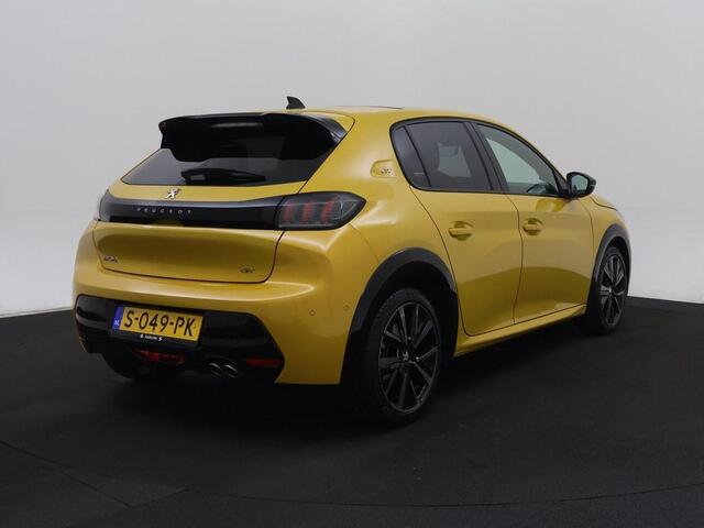 Peugeot 208 1.2T GT 130PK Automaat Pano/Trekhaak/Nav/Camera