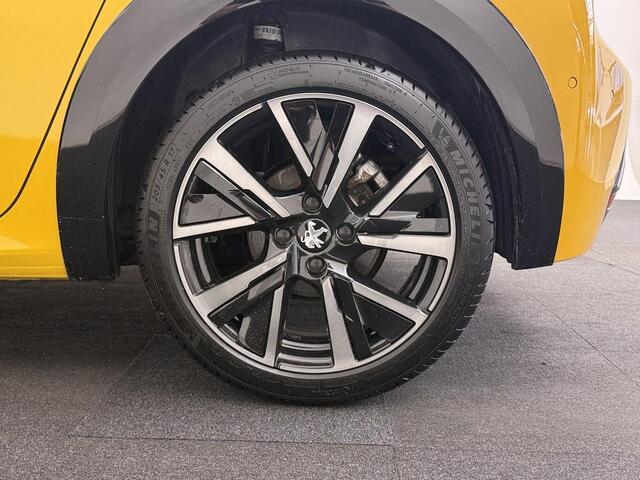 Peugeot 208 1.2T GT 130PK Automaat Pano/Trekhaak/Nav/Camera