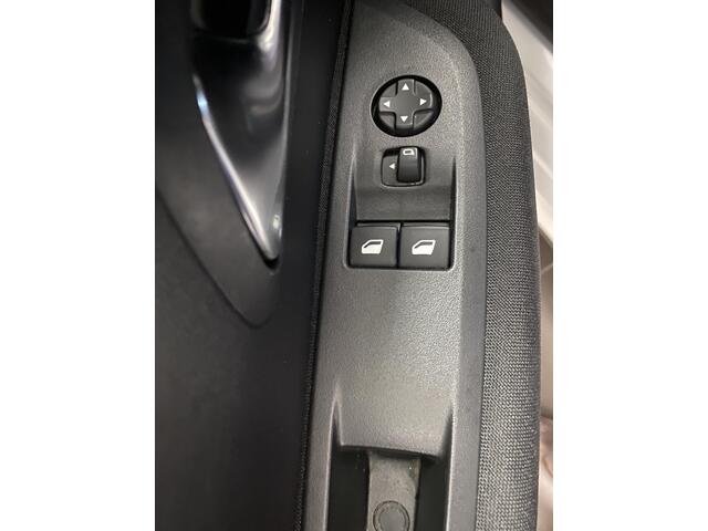 Peugeot 208 1.2 PureTech Active | Apple Carplay/Android Auto | lichtmetalen velgen |
