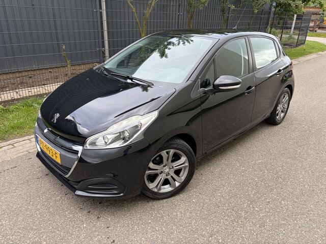 Peugeot 208 1.2 PureTech Active / NAVI / CRUISE / AIRCO