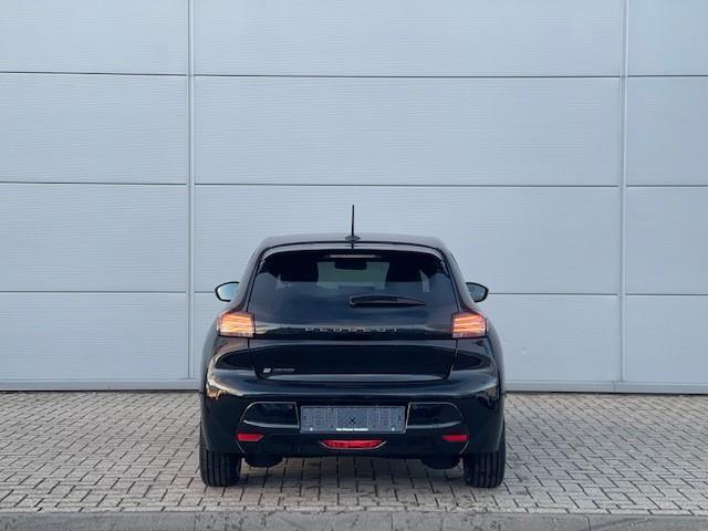 Peugeot 208 1.2 PureTech 100 Allure