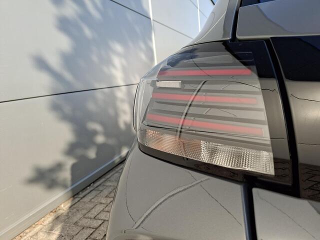 Peugeot 208 1.2 PureTech 75pk Active / Sensoren Achter / Voorraad Voordeel / Navigatie / Draadloze Carplay