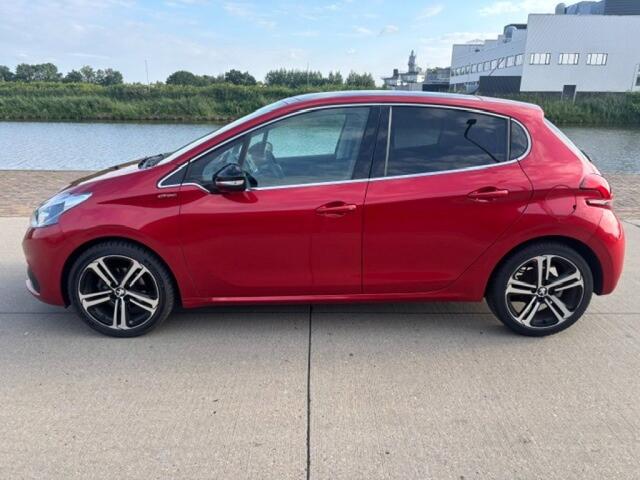 Peugeot 208 1.2 PURETECH GT-LINE