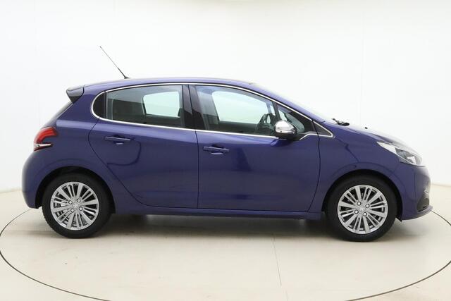 Peugeot 208 1.2 PureTech Blue Lease Executive Climate Control l Cruise Control l DAB l Apple Carplay/Android Auto l Lichtmetalen Velgen l PDC