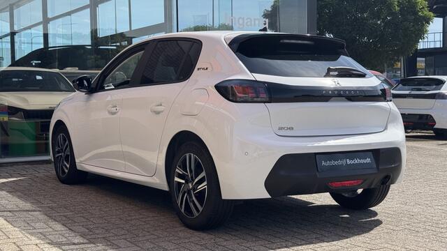 Peugeot 208 1.2 PT 75 Style | AppleCarplay | Cruise