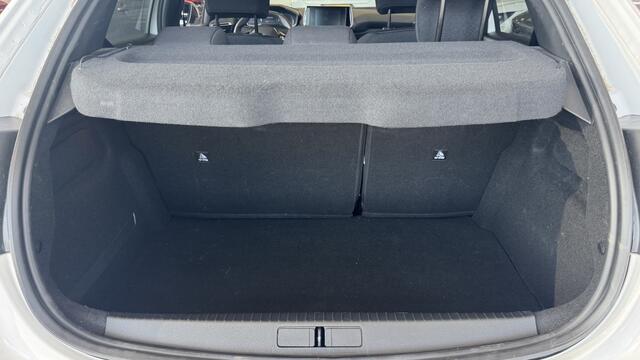 Peugeot 208 1.2 PT 75 Style | AppleCarplay | Cruise
