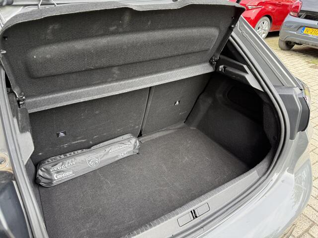 Peugeot 208 1.2 Hybrid 145 e-DCS6 GT | Alcantara | Stoelverwarming + massage | Achteruitrijcamera | Cruise | Apple Carplay/Android