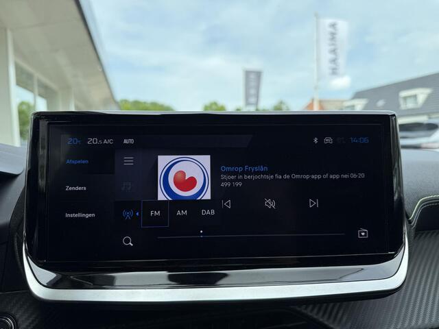 Peugeot 208 1.2 Hybrid 145 e-DCS6 GT | Alcantara | Stoelverwarming + massage | Achteruitrijcamera | Cruise | Apple Carplay/Android