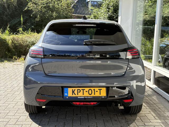 Peugeot 208 1.2T 100pk Allure | 2025 | Parkeersensoren | Cruise Control | Privacy Glass | Draadloos Apple Carplay/Android Auto