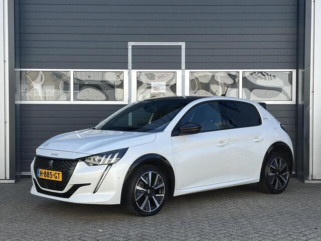 Peugeot 208 1.2 PureTech GT Line | Pano | Keyless | Cruise | Camera | Stoel verwarming |