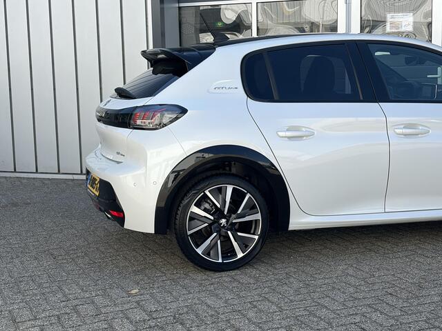 Peugeot 208 1.2 PureTech GT Line | Pano | Keyless | Cruise | Camera | Stoel verwarming |