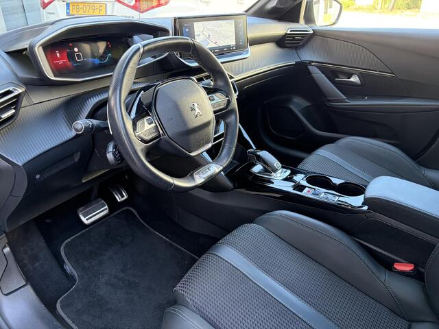 Peugeot 208 1.2 PureTech GT Line | Pano | Keyless | Cruise | Camera | Stoel verwarming |