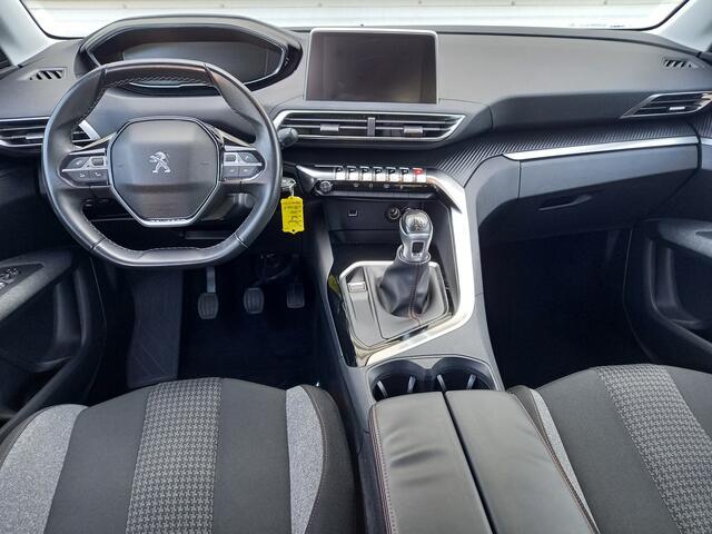 Peugeot 3008 1.2 PureTech Active Leuke gezinsauto!!