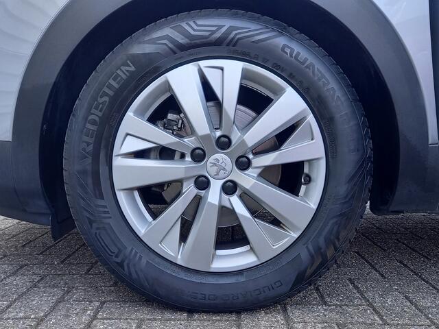 Peugeot 3008 1.2 PureTech Active Leuke gezinsauto!!