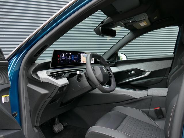 Peugeot 3008 1.2 Hybrid 136 Allure | 360° Camera | Adaptive Cruise Control | Verwarmd stuurwiel | Navigatie | 19'' LM Velgen | Keyless Entry & Start