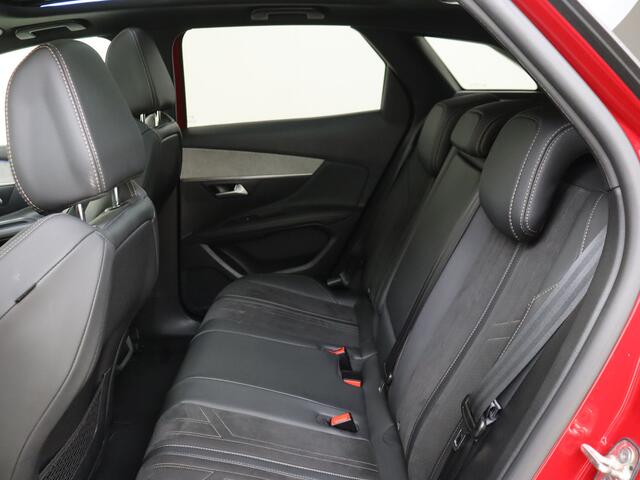 Peugeot 3008 1.2 130PK EAT8 PureTech GT | Schuif/Kantel dak | Black Pack | Adaptive cruise |