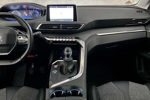 Peugeot 3008 1.2 PureTech Blue Lease Premium | Camera | Half lederen bekleding | Apple carplay | Climate control | Cruise control