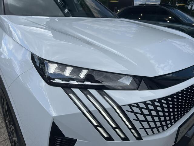 Peugeot 3008 1.2 Hybrid 145 GT | Bouwjaar 2025 | Panorama Schuif-/Kanteldak | FOCAL Premium Audio | Alcantara Stoelen | Panorama Navigatie | Stoel & Stuurverwarming | Elektrische Kofferklep | Keyless Entry | Full LED Verlichting | 19" Lichtmetalen Velgen |