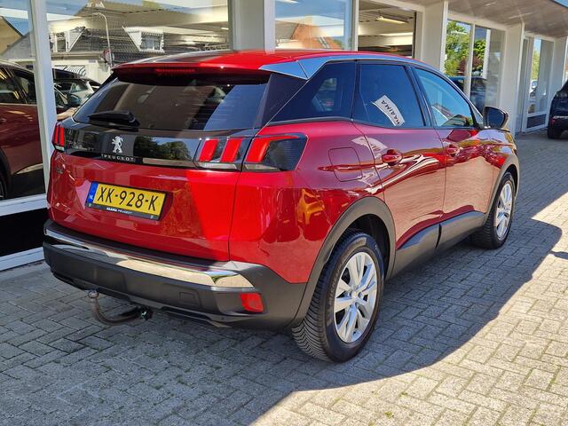 Peugeot 3008 1.2 PureTech Active | Trekhaak | Climate & Cruise Control | Parkeersensoren | AppleCarplay/AndroidAuto | LMV |