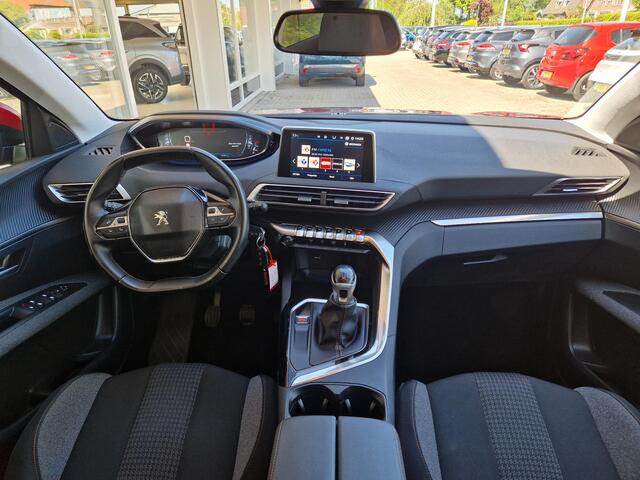 Peugeot 3008 1.2 PureTech Active | Trekhaak | Climate & Cruise Control | Parkeersensoren | AppleCarplay/AndroidAuto | LMV |