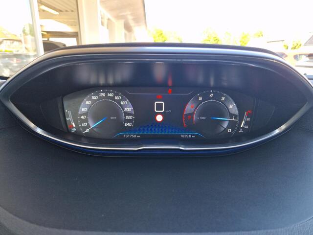 Peugeot 3008 1.2 PureTech Active | Trekhaak | Climate & Cruise Control | Parkeersensoren | AppleCarplay/AndroidAuto | LMV |
