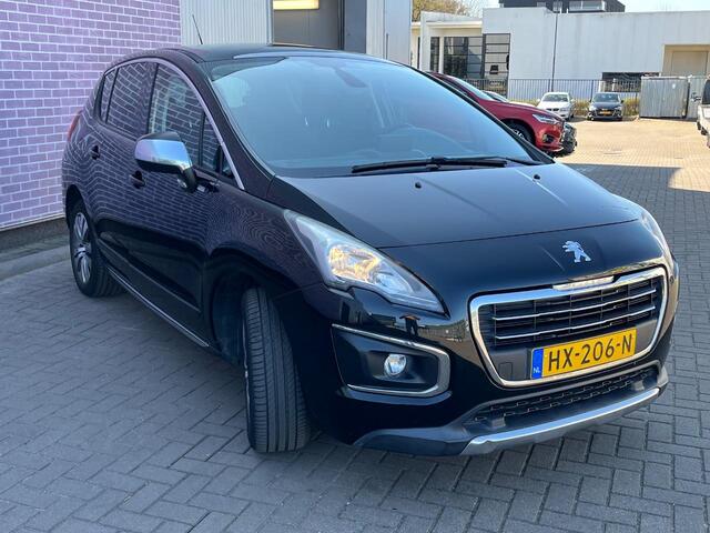 Peugeot 3008 1.2 PureTech Style | Trekhaak | Panoramadak | Climate Control | Cruise Control | Navigatie | Achteruitrijcamera