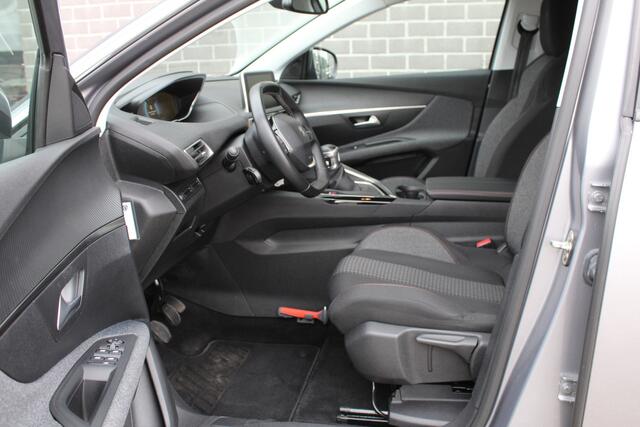 Peugeot 3008 1.2 PureTech Blue Lease Executive / Navigatie /Trekhaak / N.A.P.