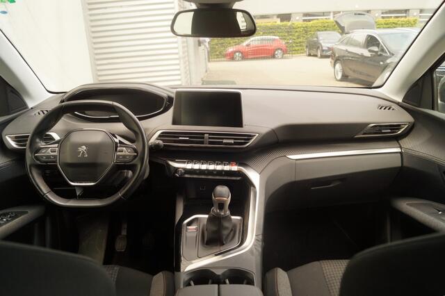 Peugeot 3008 1.5 BlueHDi 130pk Executive -NAVI-ECC-PDC-