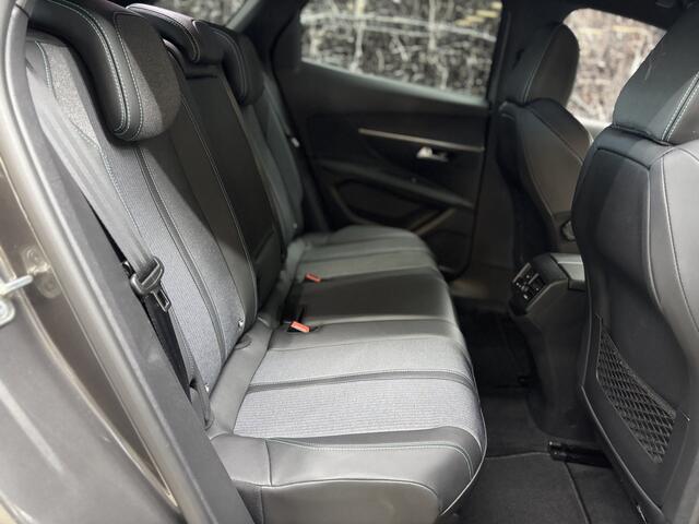 Peugeot 3008 1.2 Hybrid 136 Allure Pack Business