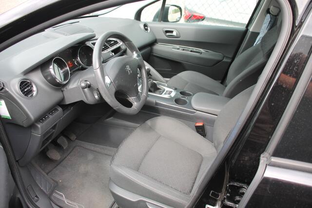 Peugeot 3008 1.2 PureTech Blue Lease Executive ? Trekhaak ? AC ? BT ?
