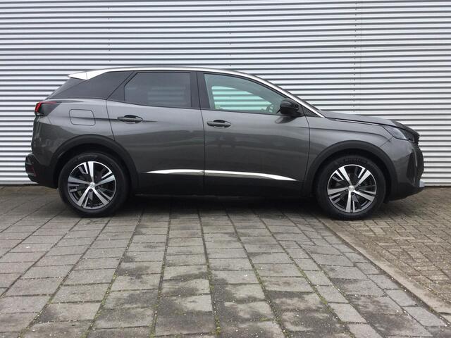 Peugeot 3008 1.2 PureTech Allure | LED | Camera | Navi |