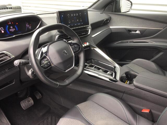 Peugeot 3008 1.2 PureTech Allure | LED | Camera | Navi |