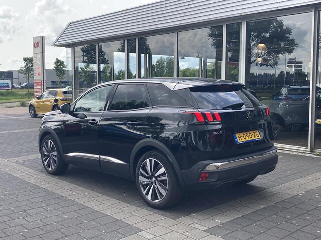 Peugeot 3008 1.2 PureTech Blue Lease Premium Avantage | Apple Carplay | Electronic Climate Control | Cruise Control | Achteruitrijcamera | Navigatiesysteem Full Map | Stuurwiel Multifunctioneel |