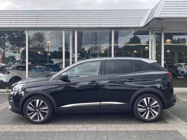 Peugeot 3008 1.2 PureTech Blue Lease Premium Avantage | Apple Carplay | Electronic Climate Control | Cruise Control | Achteruitrijcamera | Navigatiesysteem Full Map | Stuurwiel Multifunctioneel |
