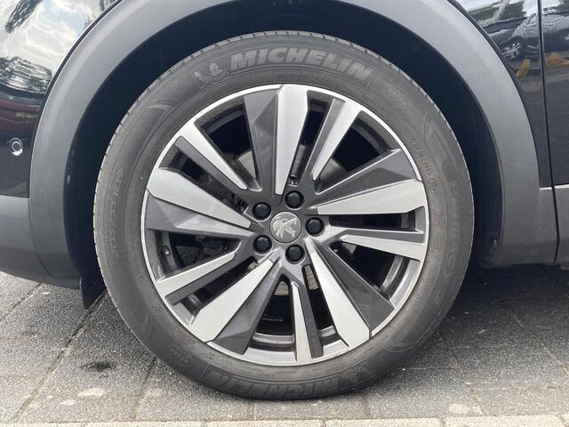 Peugeot 3008 1.2 PureTech Blue Lease Premium Avantage | Apple Carplay | Electronic Climate Control | Cruise Control | Achteruitrijcamera | Navigatiesysteem Full Map | Stuurwiel Multifunctioneel |