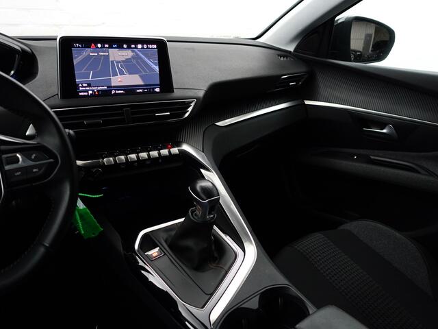 Peugeot 3008 1.2 PureTech Blue Lease Executive- NAP 48dkm, Carplay, Android Auto, Two Tone, Virtual Cockpit, Carbon