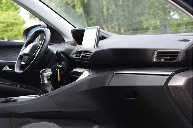 Peugeot 3008 1.2 PureTech Access