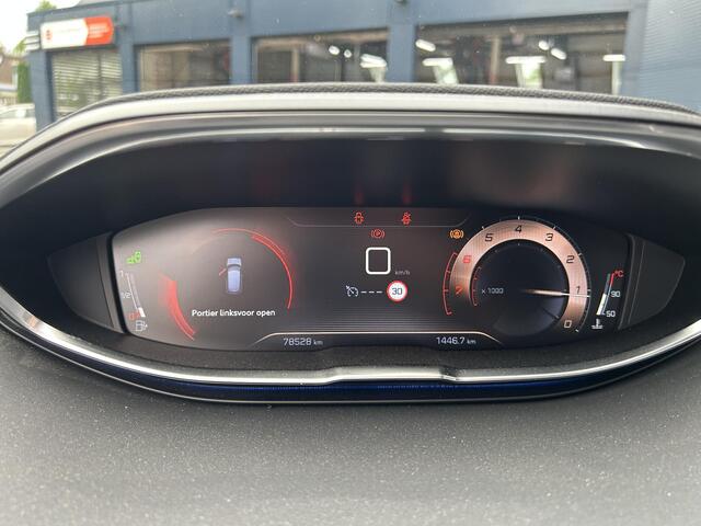 Peugeot 3008 1.2 Turbo 130 PK GT Line | Zeer Complete GT van 1e Eigenaar | Trekhaak 1400 KG | Elektrische Achterklep | Panoramisch schuif/kanteldak | Full LED Verlichting | All Season banden | Keyless Entry | Navigatie | Digitaal Dashboard | Climate Control | Dode Hoe
